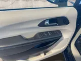 2024 Chrysler Pacifica photo 12