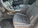 2026 Chevrolet Silverado 1500 photo 7