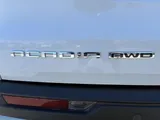 2025 GMC Acadia photo 30