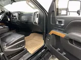 2018 Chevrolet Silverado 3500HD photo 38