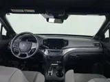 2023 Honda Passport photo 15