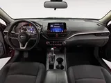 2025 Nissan Altima photo 10