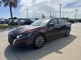 2024 Nissan Altima photo 3
