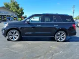 2020 Ford Expedition photo 2