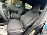 2026 Tesla Model Y photo 4