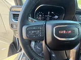 2024 GMC Yukon XL photo 31