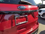 2017 Ford Explorer photo 11