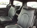 2025 Chrysler Pacifica photo 13