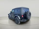 2022 Jeep Wrangler photo 7