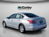 2015 Nissan Altima photo 4