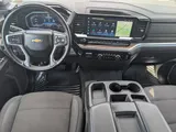 2025 Chevrolet Silverado 1500 photo 8