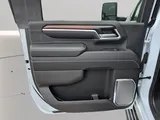 2026 GMC Sierra 2500HD photo 32