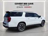 2027 GMC Yukon XL photo 7