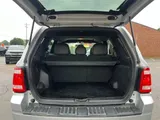 2010 Ford Escape photo 23