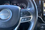 2019 Jeep Cherokee photo 19