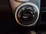 2020 Nissan Titan photo 22