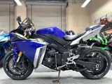 2011 Yamaha R1 photo 2