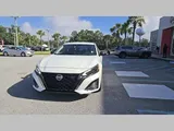 2024 Nissan Altima photo 21