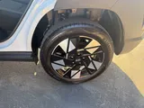 2025 Hyundai Kona photo 18