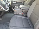 2025 Chevrolet Silverado 2500HD photo 13