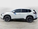 2027 Nissan Rogue photo 4