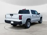 2027 Nissan Frontier photo 7