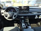2026 Mitsubishi Outlander photo 9