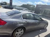2011 INFINITI G37 Sedan photo 4