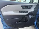 2025 Subaru Forester photo 13