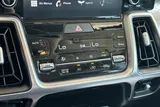2021 Kia Sorento Hybrid photo 21