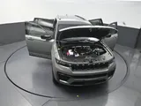2027 Jeep Grand Cherokee L photo 30