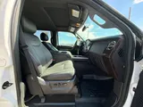 2016 Ford Super Duty F-350 SRW photo 19