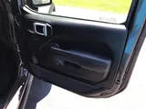 2026 Jeep Wrangler photo 32