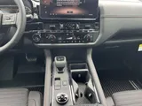 2026 Nissan Pathfinder photo 17