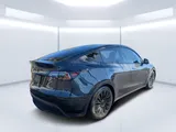 2024 Tesla Model Y photo 3