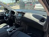 2017 Nissan Pathfinder photo 21
