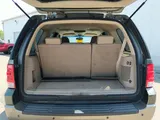 2004 Ford Expedition photo 31