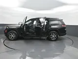 2023 Jeep Grand Cherokee L photo 42