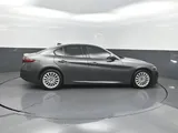 2023 Alfa Romeo Giulia photo 31