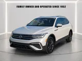 2023 Volkswagen Tiguan photo 2