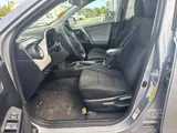 2017 Toyota RAV4 photo 30