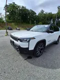 2026 Jeep Cherokee photo 7
