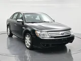 2008 Ford Taurus photo 3