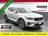 2024 Volvo XC40 photo 1