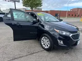 2021 Chevrolet Equinox photo 12