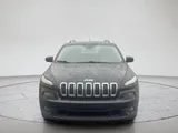 2018 Jeep Cherokee photo 5