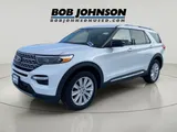 2021 Ford Explorer photo 15