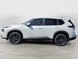 2027 Nissan Rogue photo 4