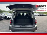 2022 Nissan Armada photo 22