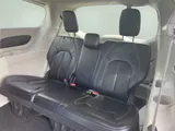 2024 Chrysler Pacifica photo 17